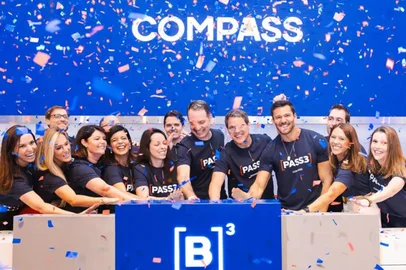 Pela primeira vez desde 2021, uma companhia estreou na bolsa de valores brasileira (B3) nesta segunda-feira (11). A responsável por quebrar o jejum de aberturas de capital foi a Compass, empresa de gás e energia com forte atuação no Rio Grande do Sul e participação relevante na Sulgás.<!-- NICAID(16282626) -->