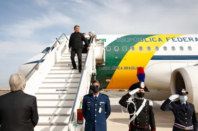 Bolsonaro chega a Roma para participar da cúpula do G20<!-- NICAID(14927869) -->