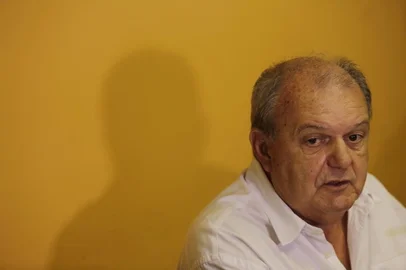 PORTO ALEGRE, RS, BRASIL, 04-01-2017. Entrevista com o ex-presidente do Inter Vitorio Piffero. Piffero fala sobre as investigações das contas de sua gestão. (FOTO: ANDERSON FETTER/AGÊNCIA RBS)<!-- NICAID(13351437) -->