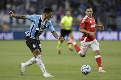 PORTO ALEGRE, RS, BRASIL - 19/04/2025 - Gre-Nal 447: Grêmio e Inter se encontram em campo, novamente, pela Série A do Campeonato Brasileiro. FOTO: MATEUS BRUXEL / AGÊNCIA RBS<!-- NICAID(16020437) -->