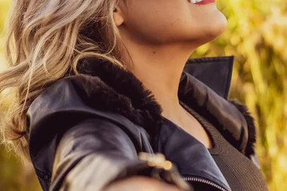 Exposição fotográfica itinerante que valoriza a beleza feminina abre no terceiro andar do Prataviera Shopping<!-- NICAID(15677178) -->