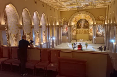 Estreia nesta quarta-feira (25) o documentário "São Pelegrino, 7 décadas de histórias", média-metragem produzido pela Albatroz Filmes, com direção de Alexandre Massutti e produção executiva e co-direção de Marcele Brusa Maciel (minha ex-colega de faculdade).O documentário será exibido na Sala Ulysses Geremia, no Centro de Cultura Ordovás. A sessão de das 19h30min é apenas para convidados. Logo a seguir, tem sessão aberta ao público, às 20h30min.<!-- NICAID(16146247) -->