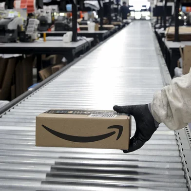 NOVA SANTA RITA, RS, BRASIL, 17-12-2020: Centro de Distribuição da Amazon em Nova Santa Rita. (Foto: Mateus Bruxel / Agencia RBS)Indexador: Mateus Bruxel<!-- NICAID(14672194) -->