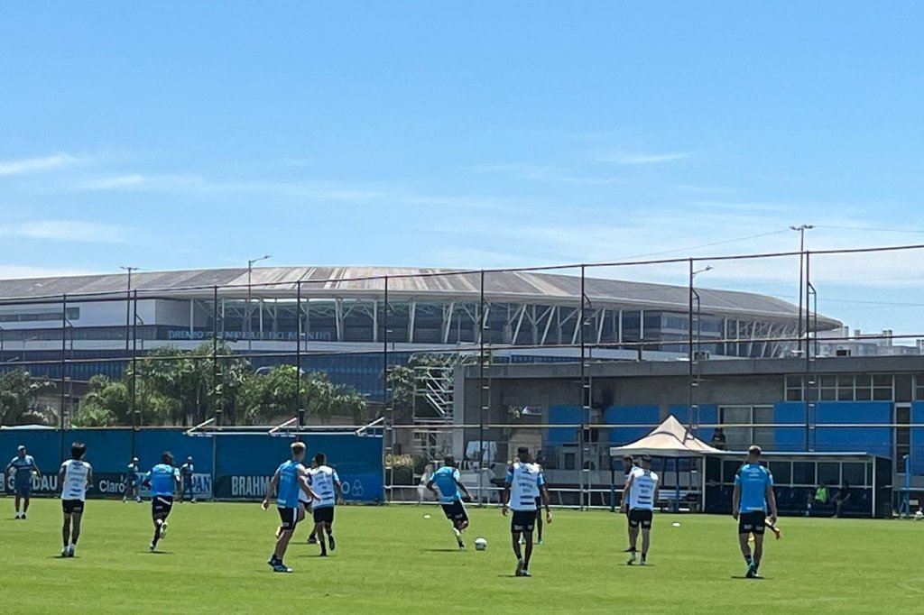 Grêmio se reapresenta, e time terá alteração no meio-campo para enfrentar o Vasco