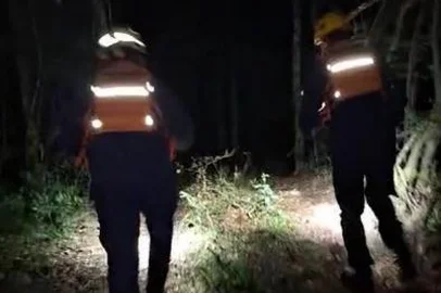 Bombeiros resgatam motociclistas perdidos em trilha no interior de Passo Fundo<!-- NICAID(16080608) -->