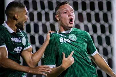 Kewen, futebol, Guarani