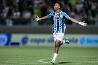 Gabriel Mec celebra gol contra o Palmeiras pela Copinha<!-- NICAID(15956893) -->