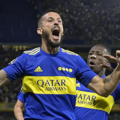 Argentina's Boca Juniors Darío Benedetto celebrates after scoring against Bolivia's Always Ready during the Copa Libertadores group stage first leg football match, at La Bombonera stadium in Buenos Aires on April 12, 2022. (Photo by JUAN MABROMATA / AFP)Editoria: SPOLocal: Buenos AiresIndexador: JUAN MABROMATASecao: soccerFonte: AFPFotógrafo: STF<!-- NICAID(15149524) -->