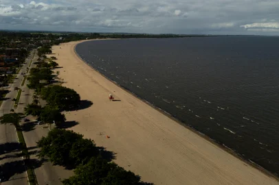 PELOTAS, RS, BRASIL - BLITZ NO LITORAL NORTE - Situação das praias de Pelotas. FOTO: JONATHAN HECKLER, AGÊNCIA RBSNA IMAGEM, PRAIA DO LARANJAL<!-- NICAID(15933428) -->