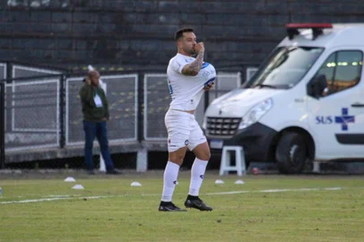Caxias enfrenta a Inter de Limeira pelo mata-mata da Série D<!-- NICAID(15495522) -->