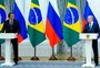 Na Rússia, Bolsonaro diz que respeita quem prega a paz e recebe condolências de Putin