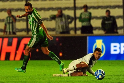 CAXIAS DO SUL, RS, BRASIL, 05/05/2023. Juventude x Guarani, jogo válido pela 4ª rodada da série A do Campeonato Brasileiro e realizado no estádio Alfredo Jaconi. (Porthus Junior/Agência RBS)Indexador:                                 <!-- NICAID(15419248) -->