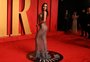 Anitta aposta em look transparente para festa pós-Oscar