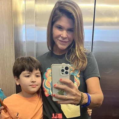Cristiana Oliveira com neto <!-- NICAID(15492431) -->