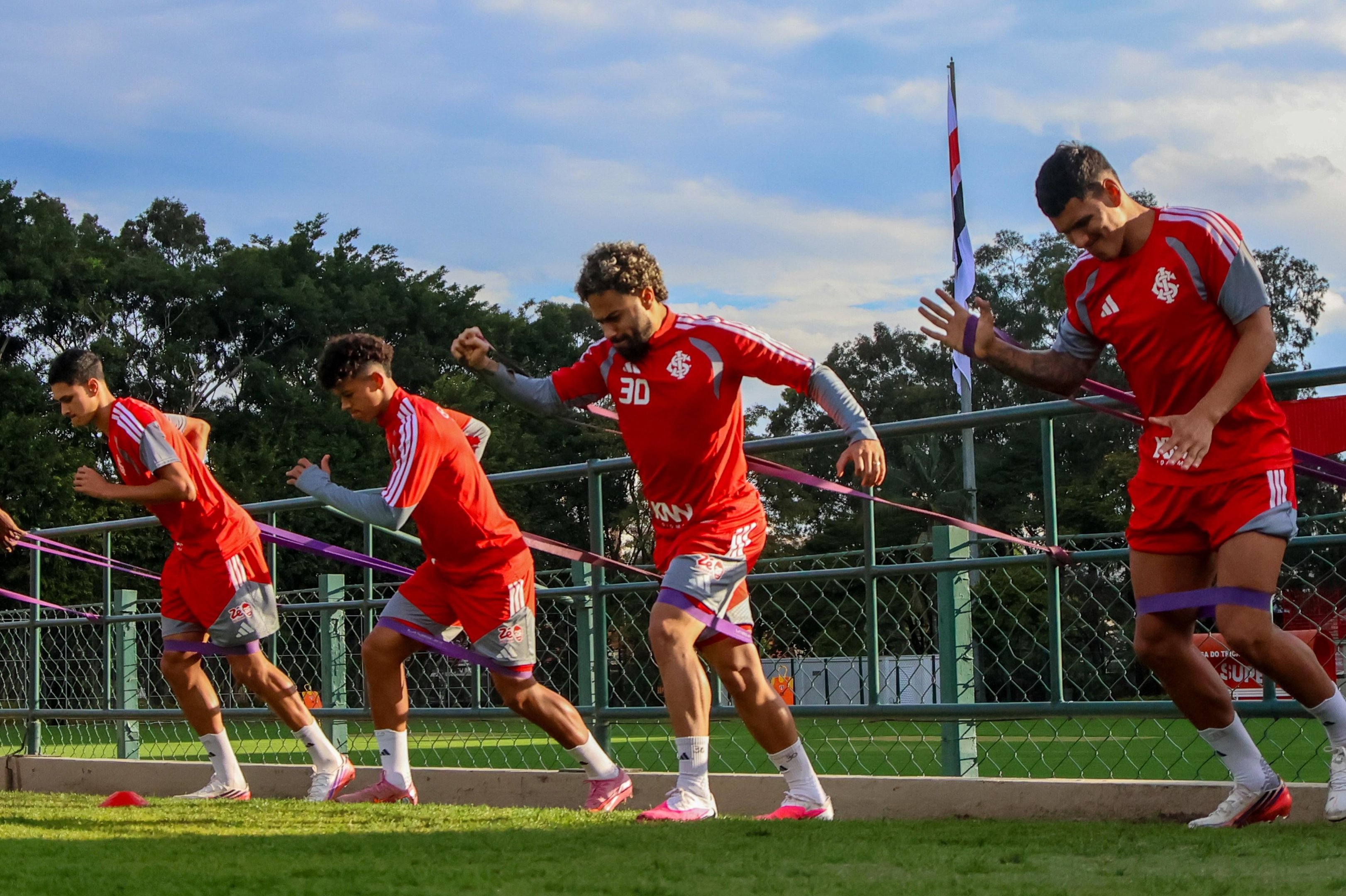 Inter treina no CT do São Paulo antes de enfrentar o Palmeiras