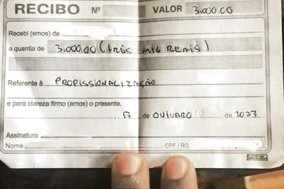 Atletas denunciam estelionato<!-- NICAID(15613249) -->