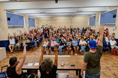 Deflagrada GREVE na UFRGS, UFCSPA e IFRS, a partir do dia 18 de março.<!-- NICAID(15702552) -->