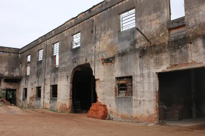 Frigorífico Planaltina fechava há 40 anos: as ruínas da agroindústria que transformou Passo Fundo<!-- NICAID(16118566) -->