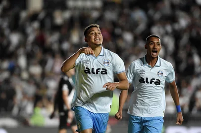Gustavo martins, autor do gol do Grêmio no empate com o Vasco em São Januário. Foto: Alexandre Durão/Grêmio FBPA/Divulgação<!-- NICAID(16084022) -->