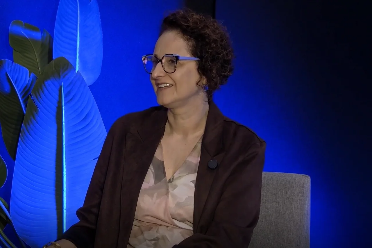 Governança pra Quem Decide/Reprodução