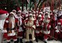 Papais noéis de todo o Brasil se encontram em Gramado para celebrar o Natal fora de época