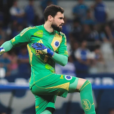 matheus cunha goleiro do cruzeiro<!-- NICAID(16326174) -->