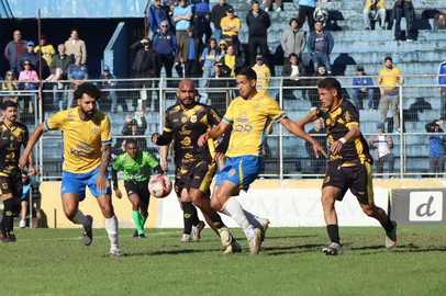 Pelotas e Bagé pela terceira rodada da Divisão de Acesso<!-- NICAID(16343065) -->