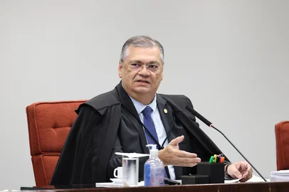 Por unanimidade, Primeira Turma do STF condena Eduardo Bolsonaro por coação<!-- NICAID(16307995) -->