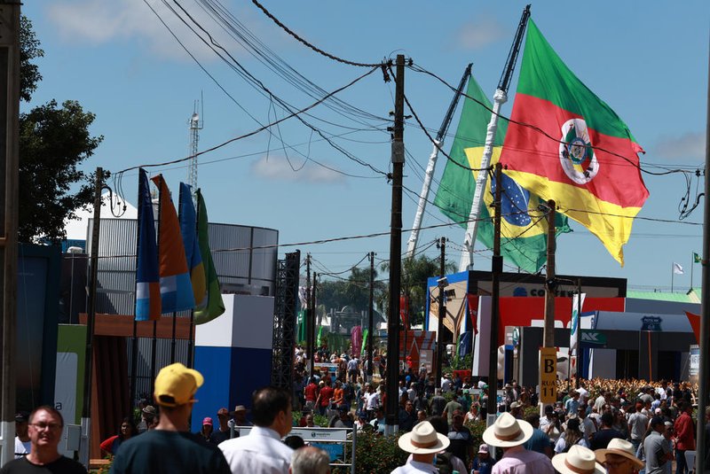 Não-Me-Toque, RS, Brasil, 06/03/2024 - Fotos do movimento na 24ª Expodireto Cotrijal, uma das maiores feiras do agronegócio internacional. - Foto: Jefferson Botega/Agência RBS<!-- NICAID(15698413) -->