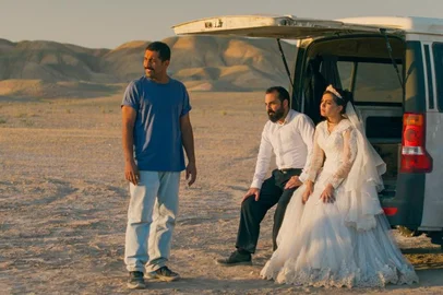 Programação especial tem drama, comédia romântica, produção internacional premiada e documentário. A Secretaria Municipal da Cultura apresenta as estreias da semana na Sala de Cinema Ulysses Geremia: com quatro indicações ao Globo de Ouro, o filme “Foi Apenas um Acidente”, a comédia romântica italiana “Primeiro Encontro”, o premiado filme brasileiro “A Natureza das Coisas Invisíveis” e as sessões gratuitas da produção caxiense “Menegat 70 anos de música”.FOTO: Foi Apenas um Acidente"<!-- NICAID(16184129) -->