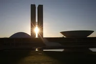 View of the Congress building in Brasilia on April 14, 2020. On April 21, 1960, Brazil inaugurated to great fanfare its new capital Brasilia, a futuristic city created out of nothing and based on numerous architectural masterpieces. (Photo by Sergio LIMA / AFP)Editoria: LIFLocal: BrasíliaIndexador: SERGIO LIMASecao: governmentFonte: AFPFotógrafo: STR<!-- NICAID(16046230) -->