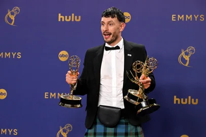 76th Emmy Awards - Press RoomScottish actor Richard Gadd, winner of the Outstanding Limited or Anthology Series for "Baby Reindeer", poses in the press room during the 76th Emmy Awards at the Peacock Theatre at L.A. Live in Los Angeles on September 15, 2024. (Photo by Robyn Beck / AFP)Editoria: ACELocal: Los AngelesIndexador: ROBYN BECKSecao: televisionFonte: AFPFotógrafo: STF<!-- NICAID(15867465) -->