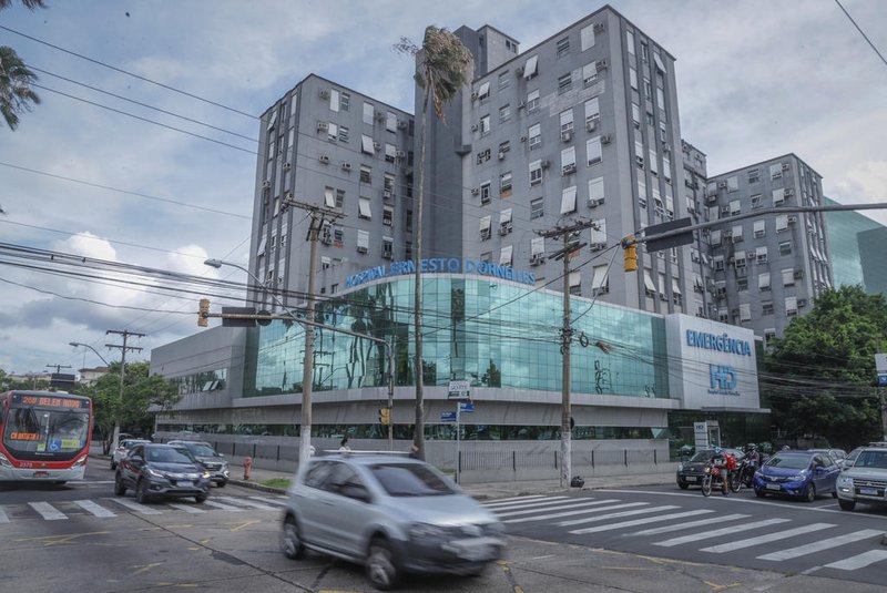 PORTO ALEGRE, RS, BRASIL - 21.01.2021 - Fachada de Hospitais. Na foto, fachada do Hospital Ernesto Dornelles. (Foto:Isadora Neumann/Agencia RBS)Indexador: ISADORA NEUMANN<!-- NICAID(14696461) -->