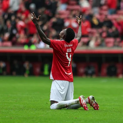 PORTO ALEGRE, RS, BRASIL, 20-07-2025: INTERNACIONAL x CEARÁ. Colorado recebe no Beira-Rio o Ceará, pela 15ª rodada do Campeonato Brasileiro. Vitão. Fotos: Duda Fortes/Agencia RBS<!-- NICAID(16084159) -->