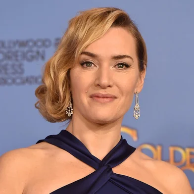 73rd Annual Golden Globe Awards - Press RoomBEVERLY HILLS, CA - JANUARY 10: Actress Kate Winslet, winner of Best Supporting Performance in a Motion Picture for 'Steve Jobs,' poses in the press room during the 73rd Annual Golden Globe Awards held at the Beverly Hilton Hotel on January 10, 2016 in Beverly Hills, California.   Kevin Winter/Getty Images/AFPEditoria: ACELocal: Beverly HillsIndexador: KEVIN WINTERSecao: PeopleFonte: GETTY IMAGES NORTH AMERICAFotógrafo: STF<!-- NICAID(11938404) -->
