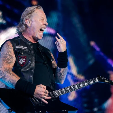 James Hetfield of Metallica performs on stage during a concert at the Ernst-Happel-Stadion in Vienna, Austria on August 16, 2019. (Photo by GEORG HOCHMUTH / APA / AFP) / Austria OUTEditoria: ACELocal: ViennaIndexador: GEORG HOCHMUTHSecao: culture (general)Fonte: APAFotógrafo: STR<!-- NICAID(14612198) -->