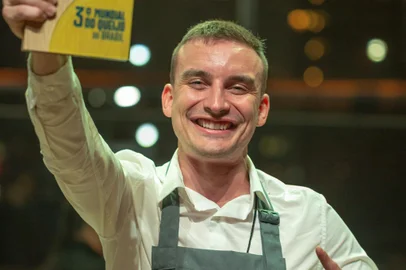 Henrique Herbert (foto) foi eleito o melhor queijeiro do país no 3º Mundial do Queijo do Brasil, disputado em São Paulo<!-- NICAID(15737160) -->