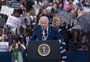 "Não debato tão bem como antes", mas "sei fazer este trabalho", diz Biden após debate com Trump