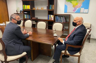 Reunião entre André Mendonça e Lasier Martins