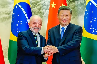 13.05.2025 - Presidente da RepÃºblica, Luiz InÃ¡cio Lula da Silva, durante a cerimÃ´nia de boas-vindas, no Grande PalÃ¡cio do Povo. Pequim - China.â¨Foto: Ricardo Stuckert / PR<!-- NICAID(16035731) -->