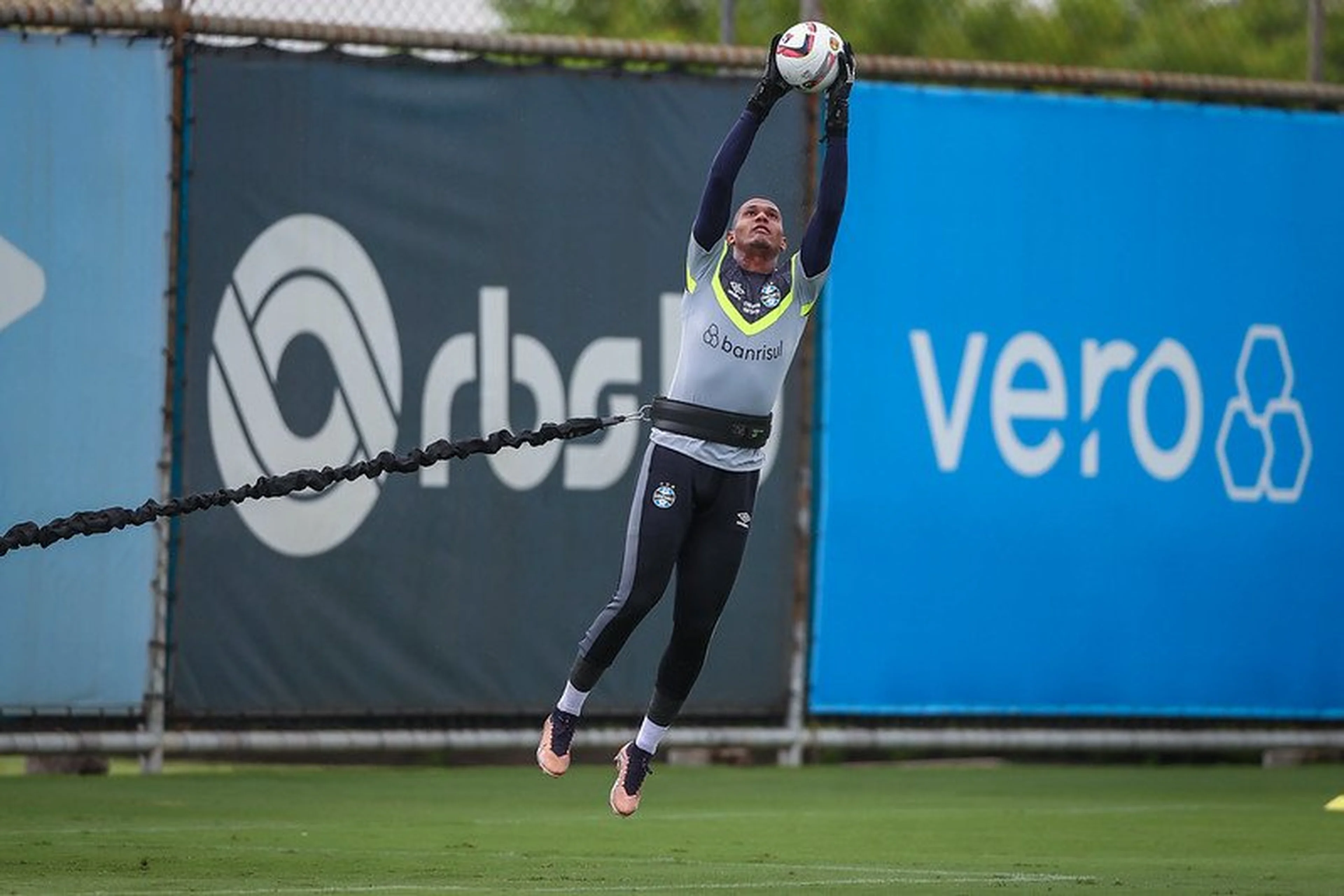 Lucas Uebel/Grêmio/Divulgação