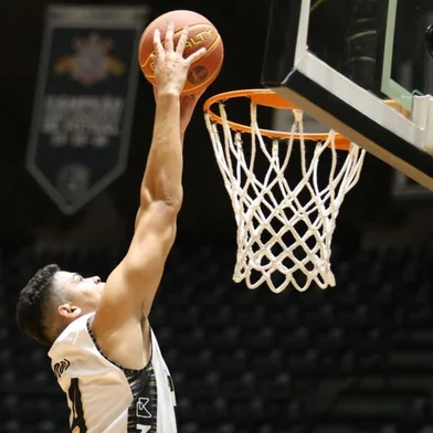 Ala Wesley Mogi, 27 anos, é mais um reforço anunciado pelo Caxias do Sul Basquete para a temporada do NBB 2023/2024.<!-- NICAID(15505685) -->