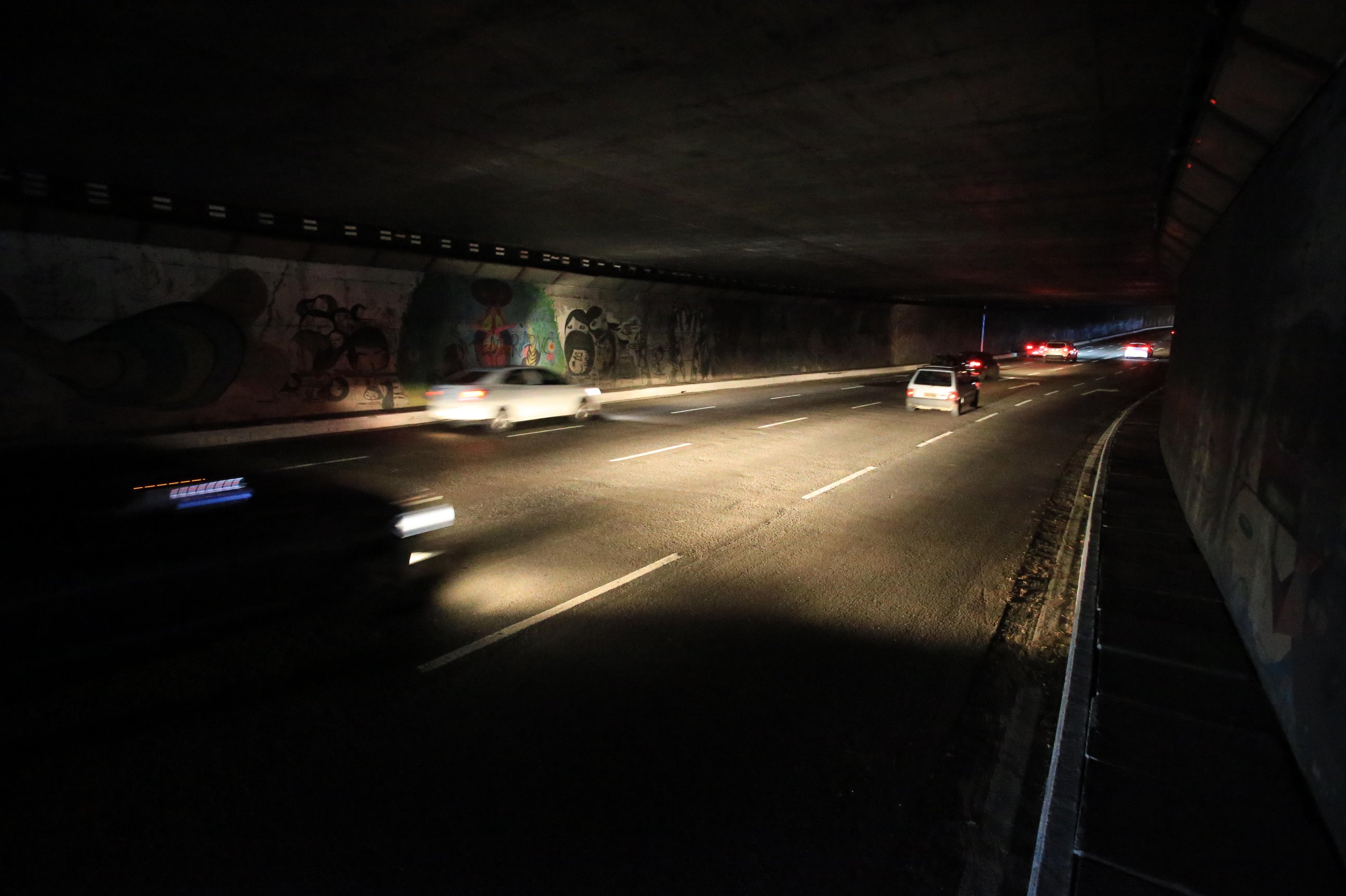 Furto de cabos deixa T&uacute;nel da Concei&ccedil;&atilde;o &agrave;s escuras em Porto Alegre