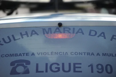 CAXIAS DO SUL, RS, BRASIL (15/04/2020)Evitando contato, Patrulha Maria da Penha continua a acompanhar 28 medidas protetivas em vigor em Caxias do Sul. (Antonio Valiente/Agência RBS)<!-- NICAID(14477857) -->