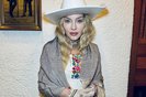 Madonna publica fotos após visita à La Casa Azul, museu que homenageia Frida Kahlo na Cidade do México.<!-- NICAID(15768948) -->