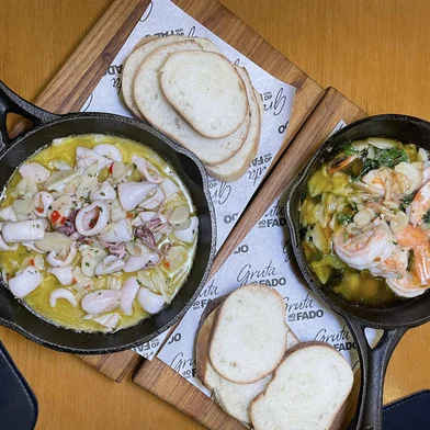 Gruta do Fado, Bacalhau à Bulhão, Lula à Guilho, rio de janeiro, destemperados<!-- NICAID(15993790) -->