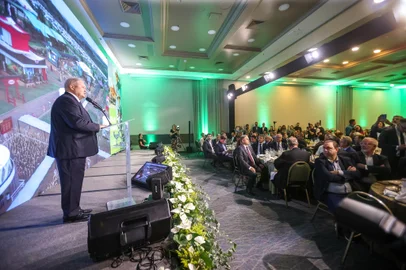Governador Eduardo Leite e autoridades participam do lançamento da Expodireto Cotrijal 2023, durante café da manhã no Hotel Deville Prime, em Porto Alegre.<!-- NICAID(15341312) -->