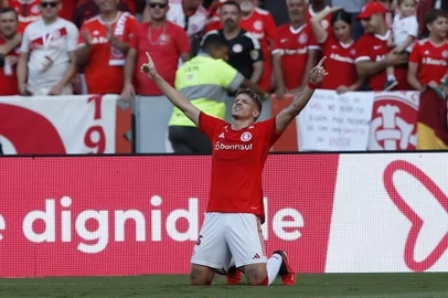 Porto Alegre, RS, Brasil, 03/02/2024 - SC Internacional vs SER Caxias pelo Campeonato Gaúcho 2024 no Beira-Rio - Lucca.  Foto: Lauro Alves/Agência RBS<!-- NICAID(15669107) -->