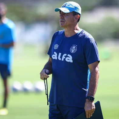 Treino GremioRS - FUTEBOL/ TREINO GREMIO 2025 - ESPORTES - Jogadores do Gremio realizam treino tÃ©cnico durante a manha desta sexta-feira, no CT Luiz Carvalho, na preparaÃ§Ã£o para a partida valida pelo Campeonato Gaucho 2025. FOTO: LUCAS UEBEL/GREMIO FBPAEditoria: SPOLocal: Porto AlegreIndexador: Lucas UebelSecao: futebolFonte: Gremio.netFotógrafo: Treino Gremio<!-- NICAID(15995144) -->