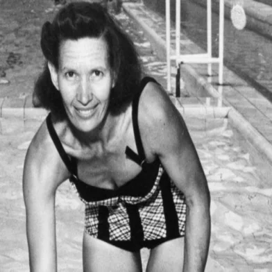 Maria Lenk, natação